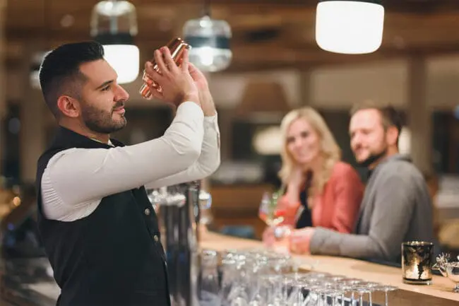 alpenhotel-montafon-schruns-bar-3 Bar - Alpenhotel Montafon, 4 Sterne Hotel in Schruns, Vorarlberg