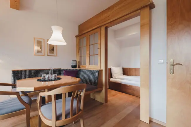 Alpensuite - Zimmer in Schruns, Alpenhotel Montafon