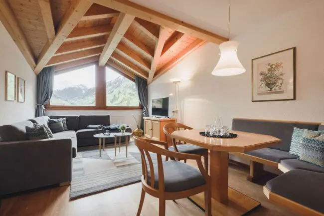 Alpensuite - Zimmer in Schruns, Alpenhotel Montafon