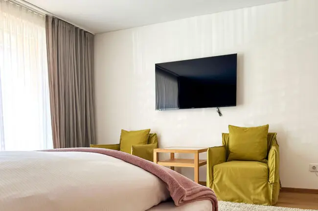 Alpensuite mit Balkon - Zimmer in Schruns, Alpenhotel Montafon