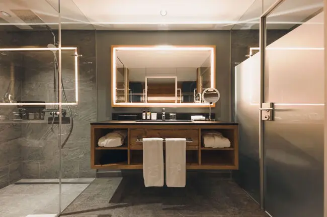 Design Juniorsuite mit Balkon "Silberfichte" - Zimmer in Schruns, Alpenhotel Montafon