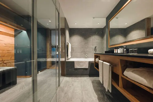 Design Juniorsuite mit Balkon "Silberfichte" - Zimmer in Schruns, Alpenhotel Montafon