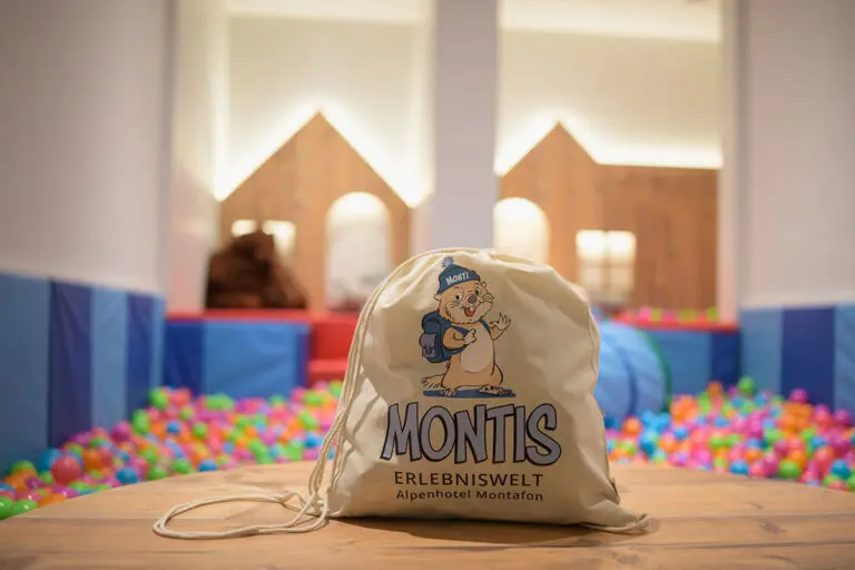 Montis Erlebniswelt im Alpenhotel Montafon, Schruns Montis Erlebniswelt im Alpenhotel Montafon, Schruns