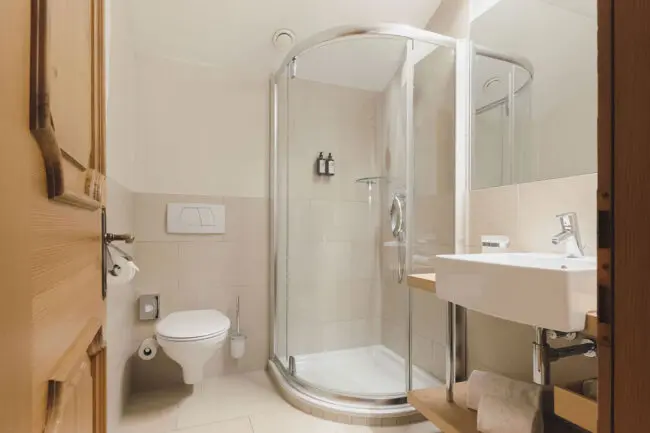Superior-Apartment mit Kamin und Balkon - Zimmer in Schruns, Alpenhotel Montafon