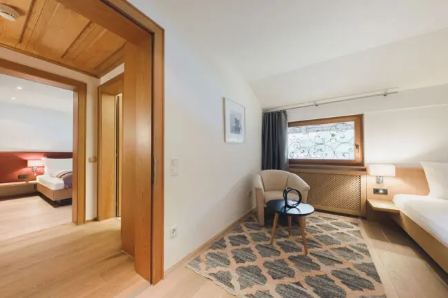 Superior-Apartment mit Kamin und Balkon - Zimmer in Schruns, Alpenhotel Montafon