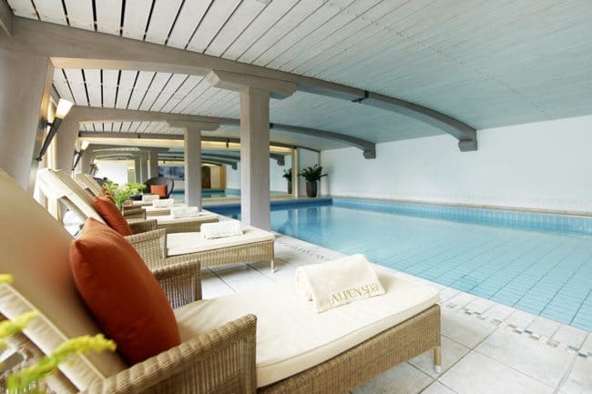 Hallenbad - AlpenSPA im Wellnesshotel in Schruns, Montafon, Vorarlberg
